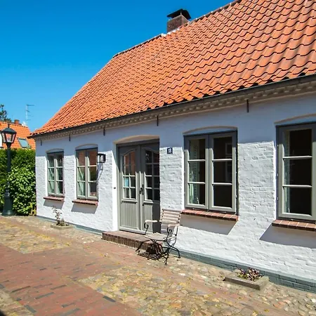 Joellas Hues * 비크아프포르